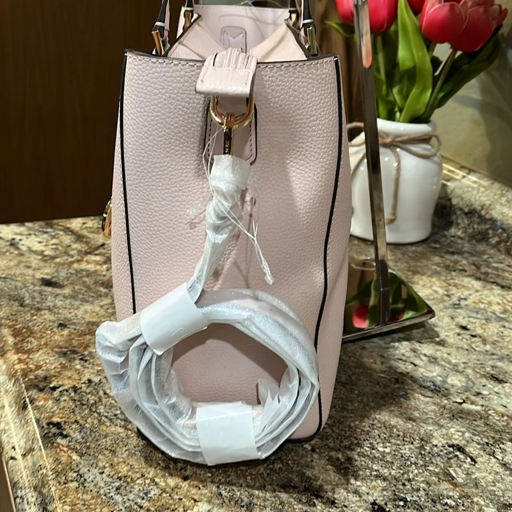 Michael Kors Charlotte Large 3-in-1 Tote Crossbody Handbag Leather Powder Blush - Picture 4 of 11